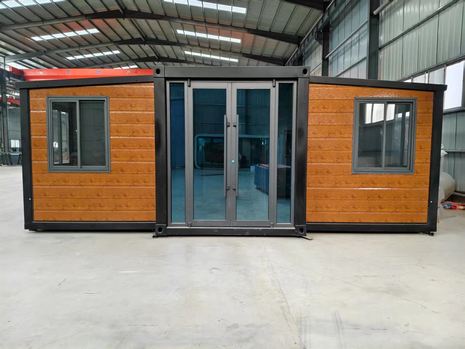 Innovative Foldable Container Houses For Portable Living